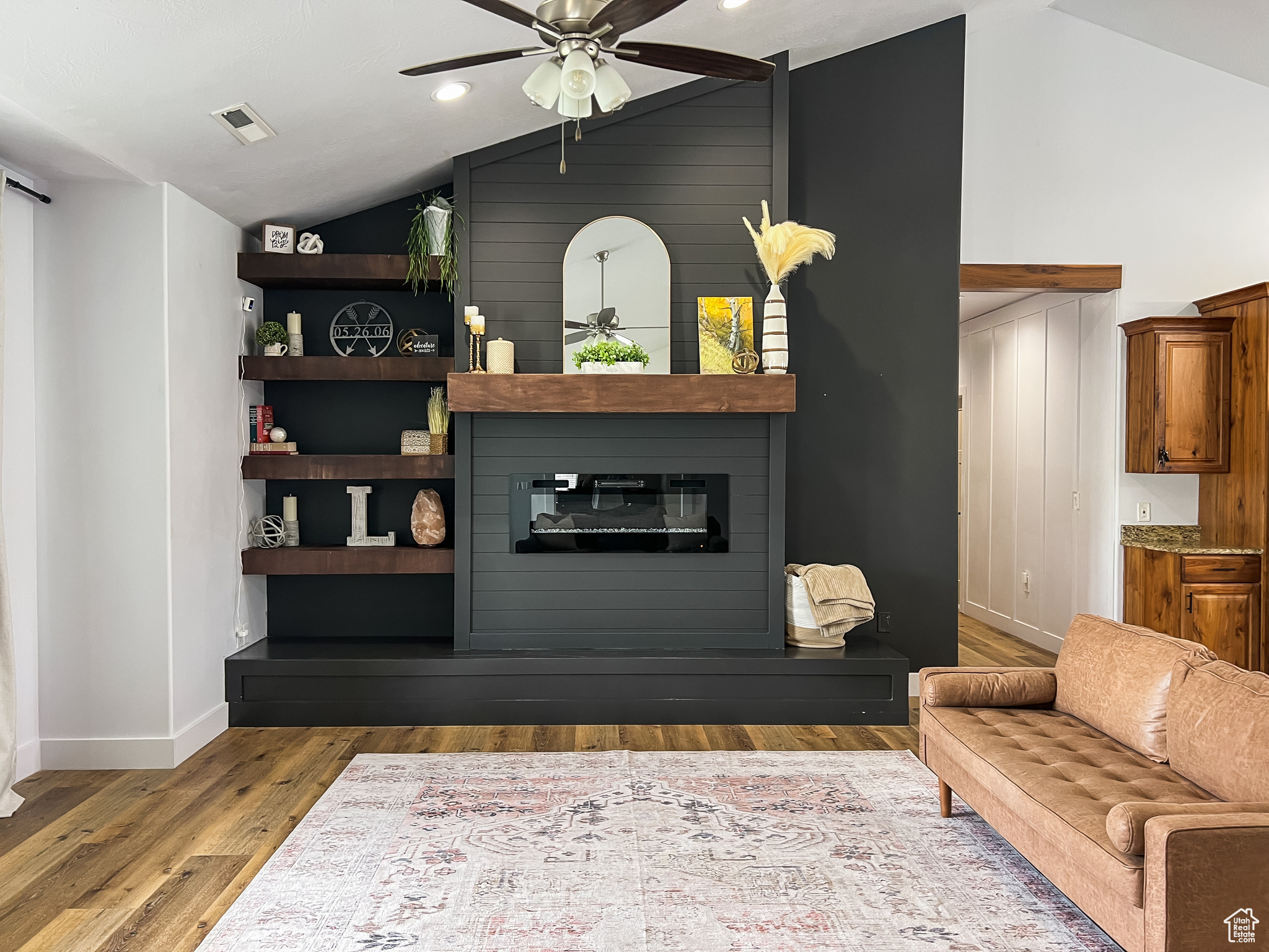 LEGACY ESTATES - Residential