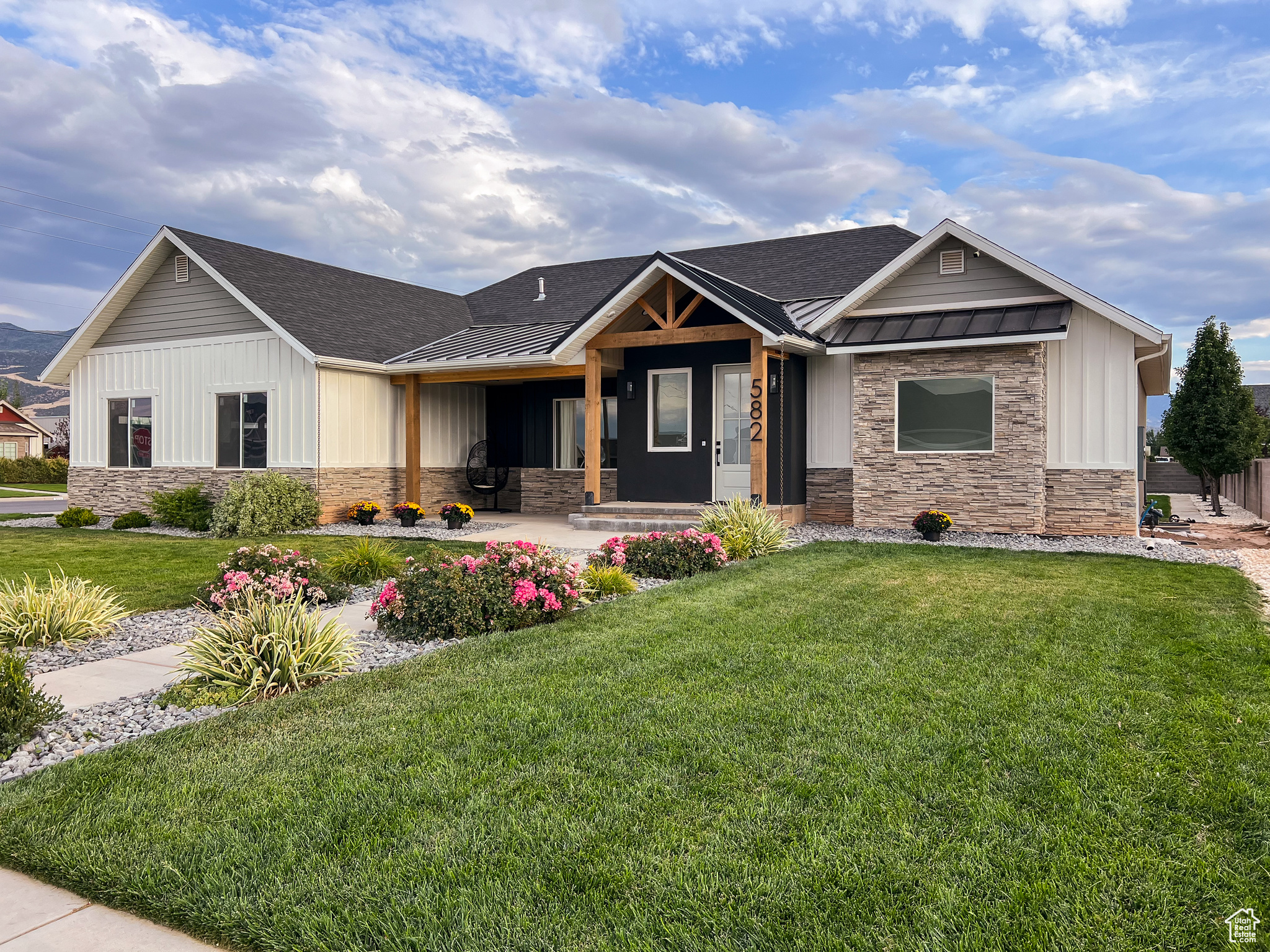 LEGACY ESTATES - Residential