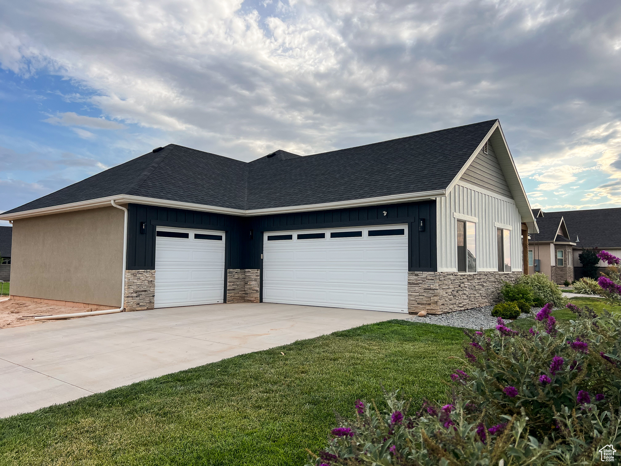 LEGACY ESTATES - Residential