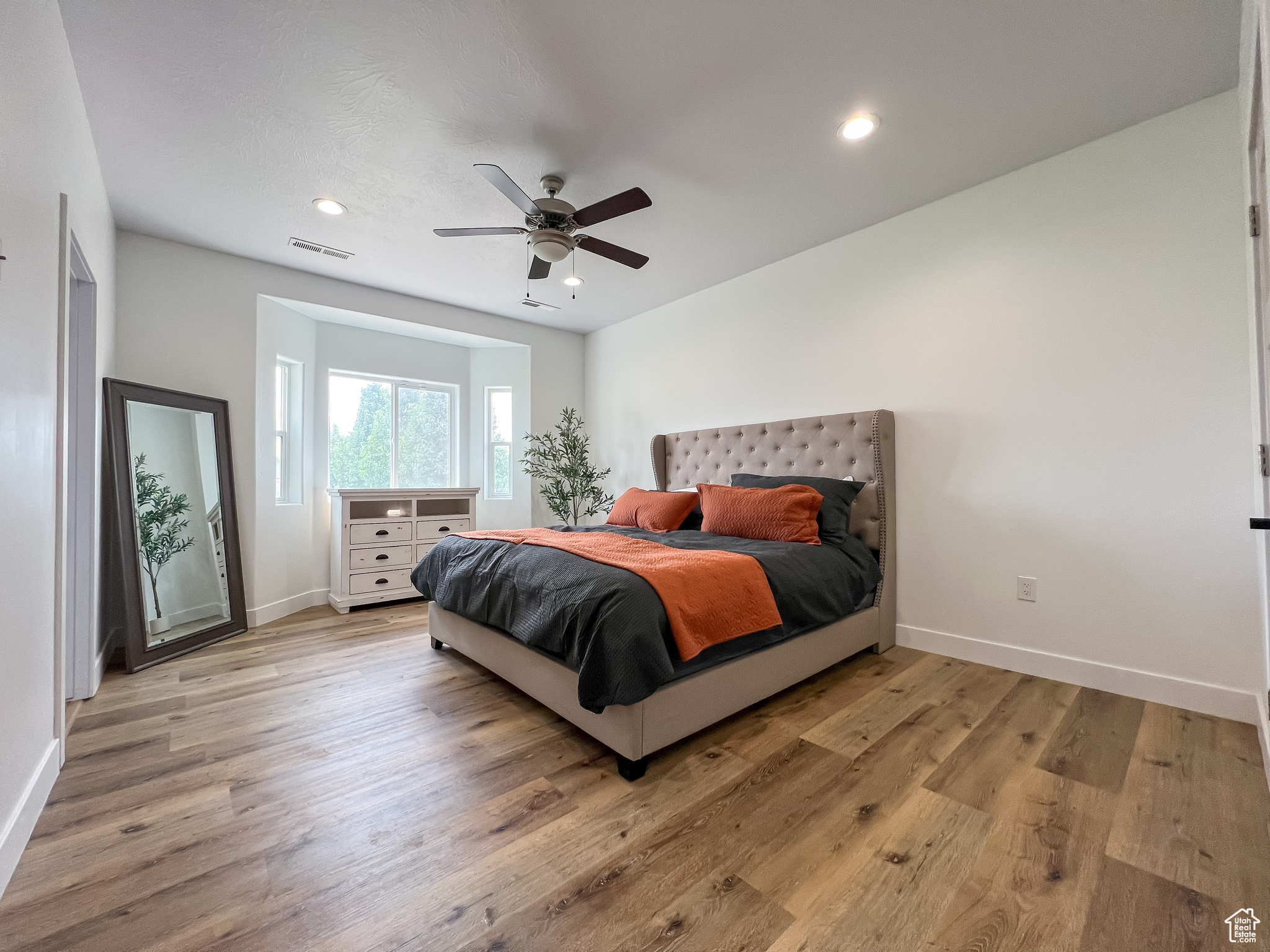 LEGACY ESTATES - Residential