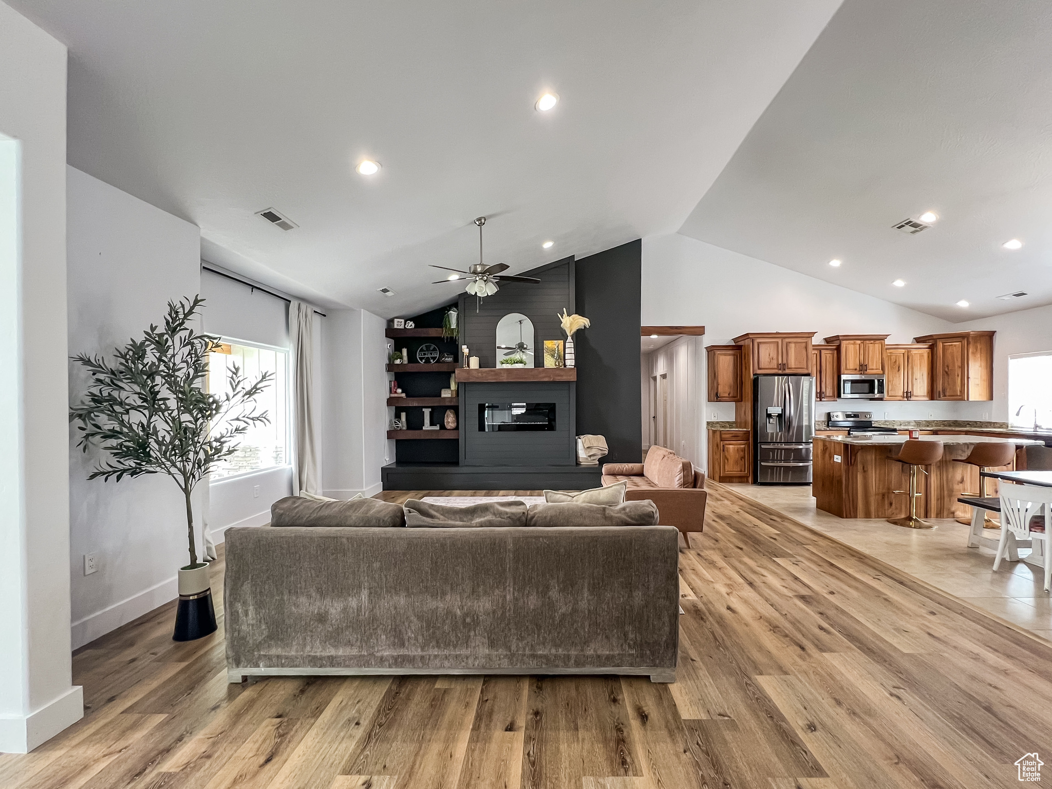 LEGACY ESTATES - Residential