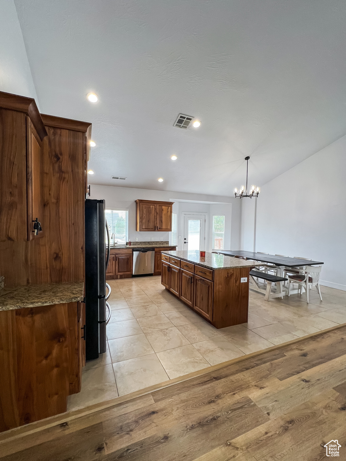 LEGACY ESTATES - Residential