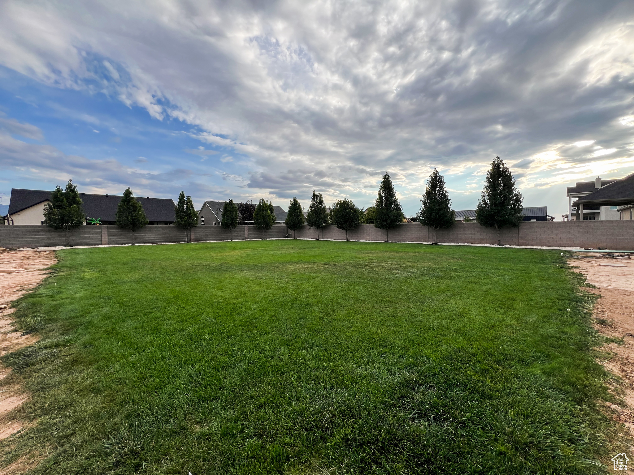 LEGACY ESTATES - Residential