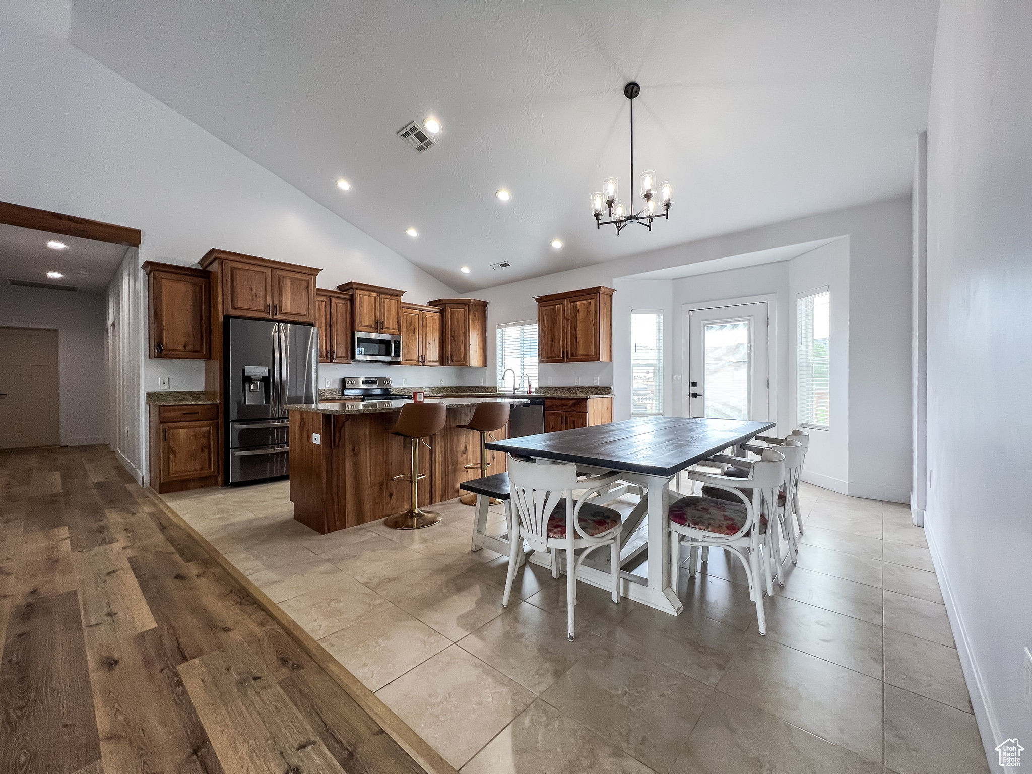 LEGACY ESTATES - Residential