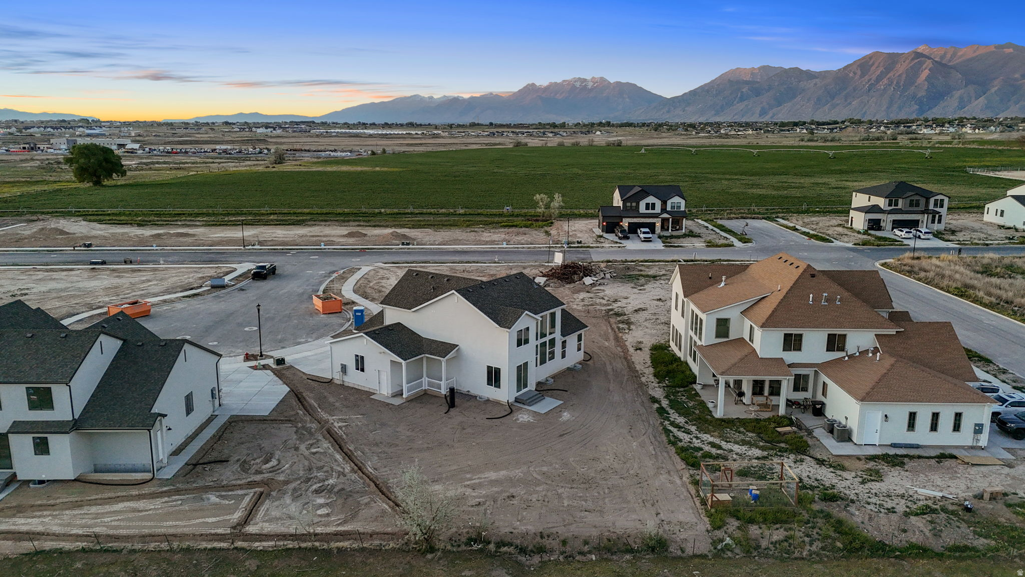 DAVIS FARMS - Residential