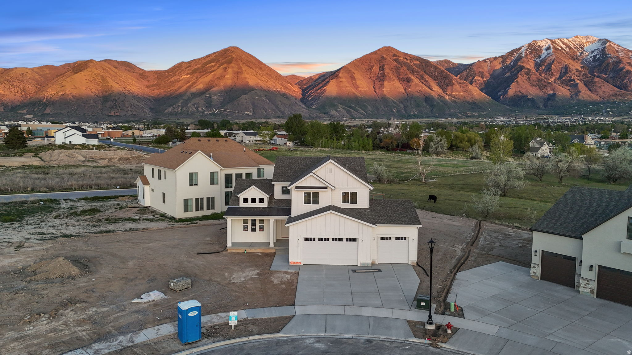 DAVIS FARMS - Residential