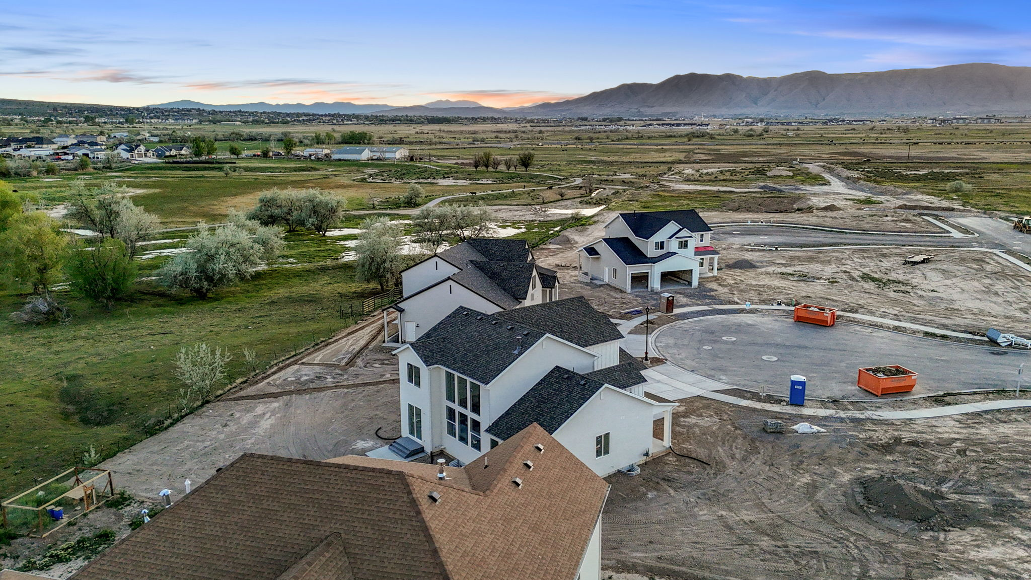 DAVIS FARMS - Residential