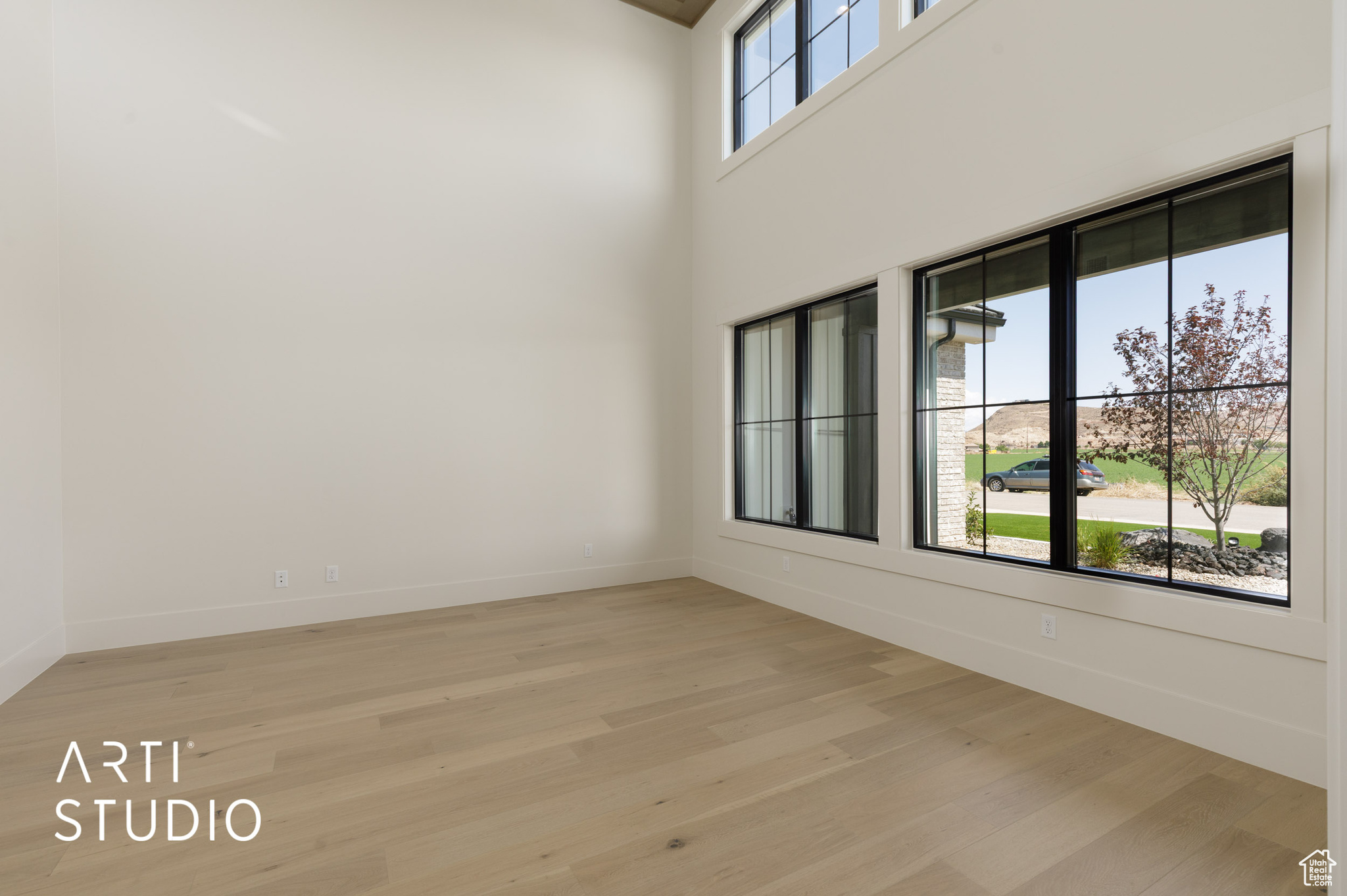 OAK GROVE MEADOWS - Residential