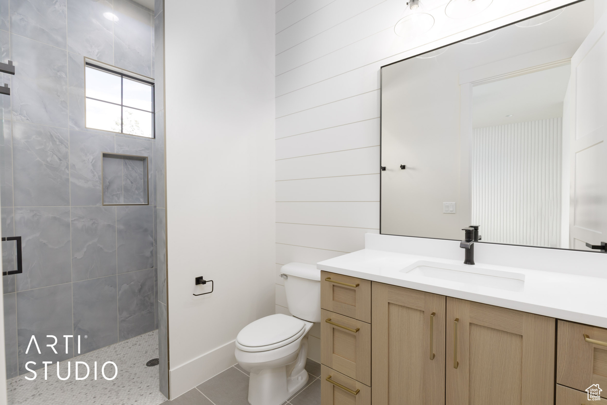 OAK GROVE MEADOWS - Residential