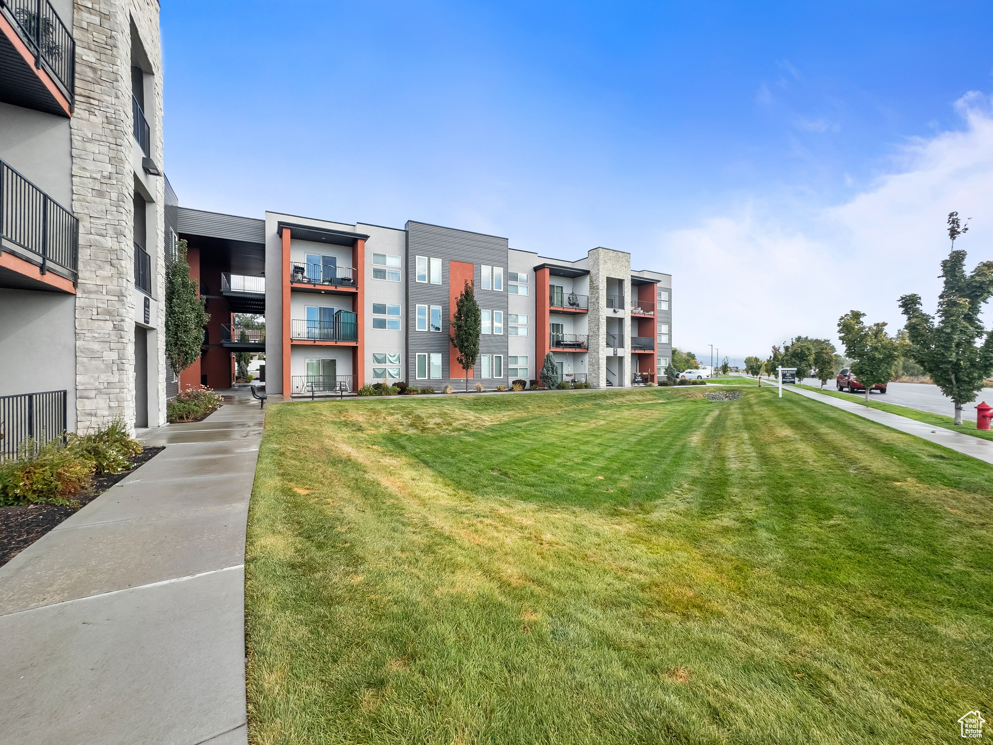 WEST SQUARE CONDOMINIUMS - Residential