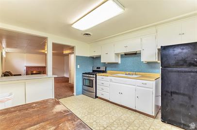 WALLACE SUBDIVISION - Residential Lease