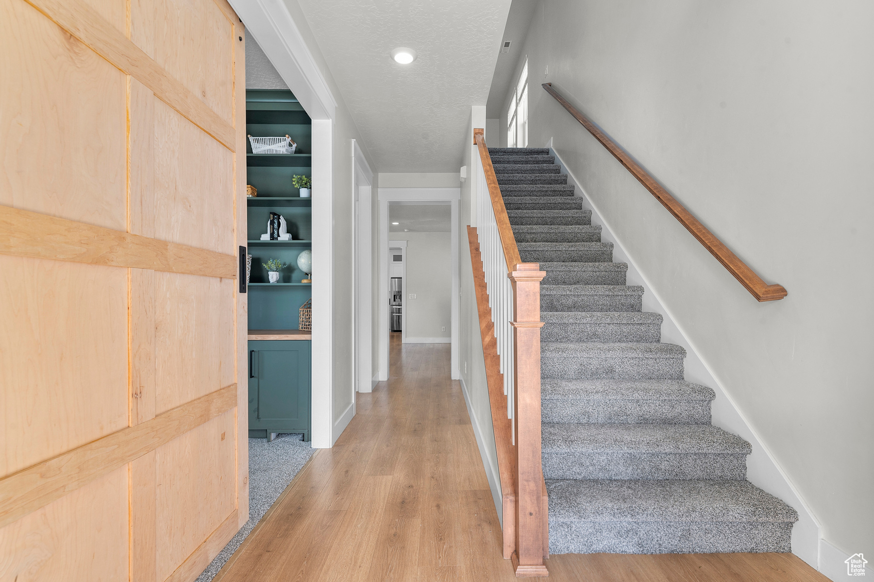 DAYBREAK - Residential