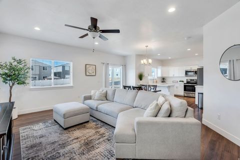 Tiny photo for 7295 N GREEN PASTURE LN, Eagle Mountain, UT 84005 (MLS # 2148209)