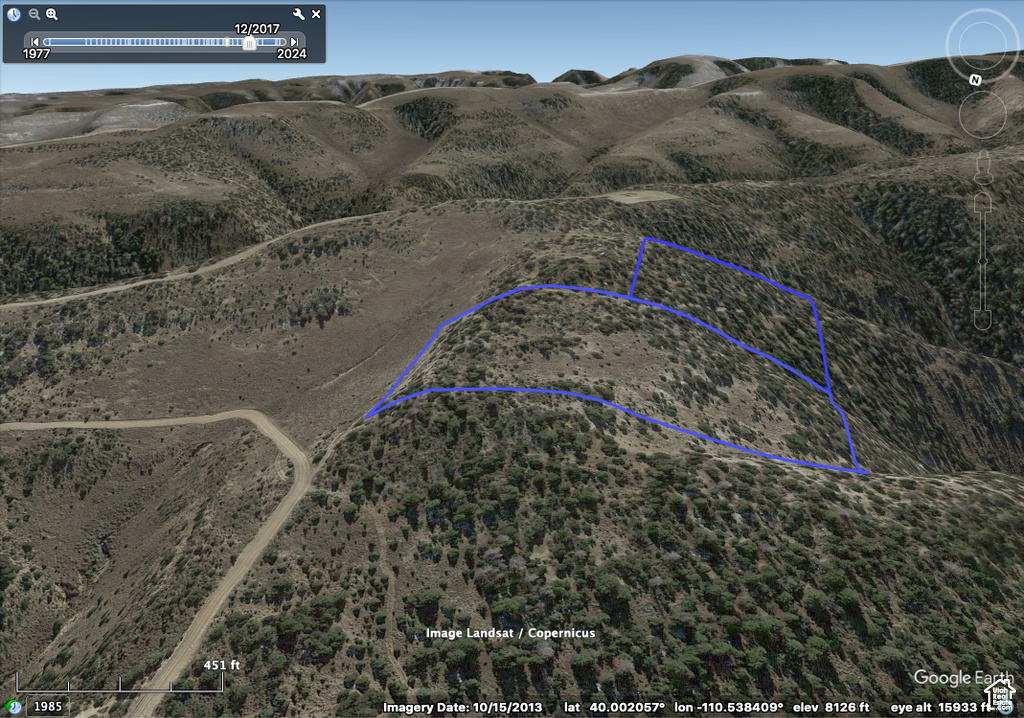 Main image without alt text