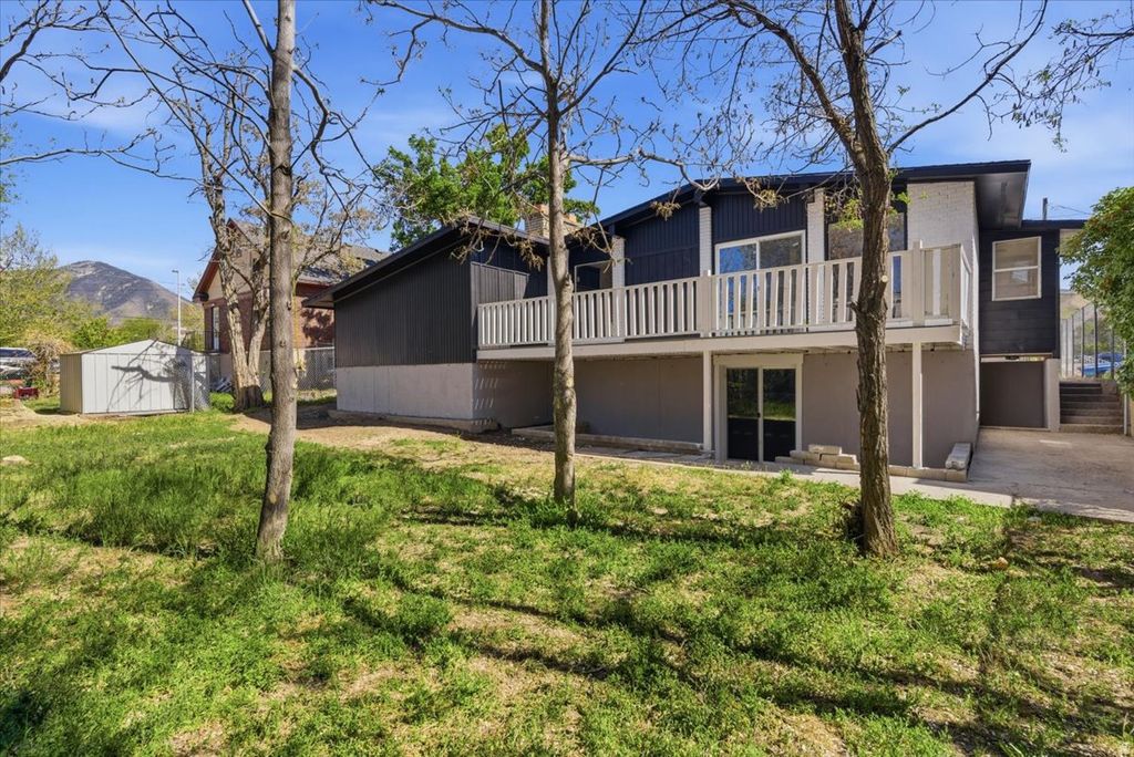 Photo of 171 W VINE ST, Tooele, UT 84074 (MLS # 2156185)