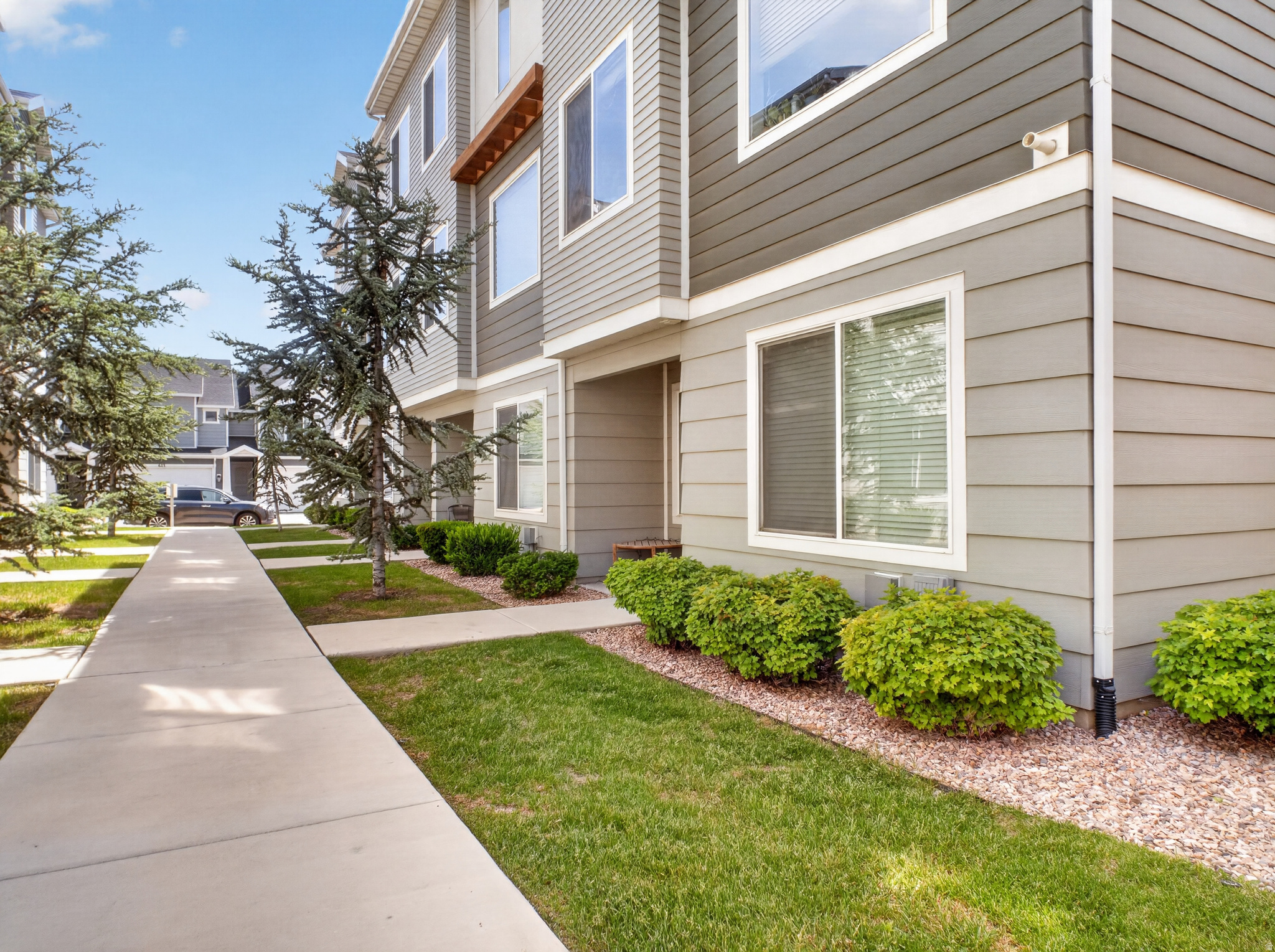 LEXINGTON TOWNS - Residential