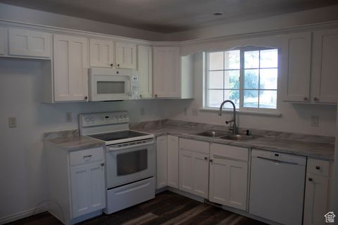 Tiny photo for 41 W 770 N, Santaquin, UT 84655 (MLS # 2098787)