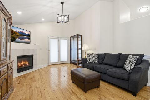 Tiny photo for 12371 S PARKSTONE CT E, Draper, UT 84020 (MLS # 2152805)