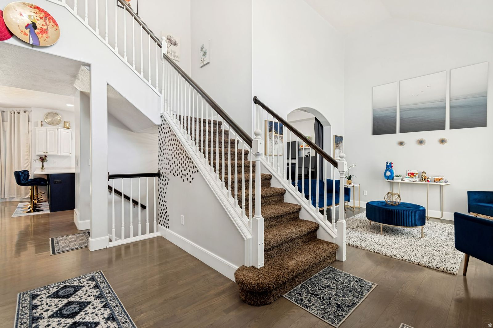 HUNTERS GROVE - Residential