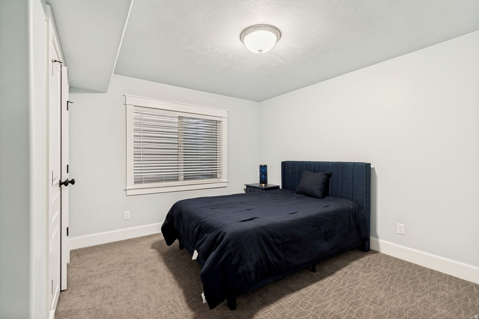 HUNTERS GROVE - Residential