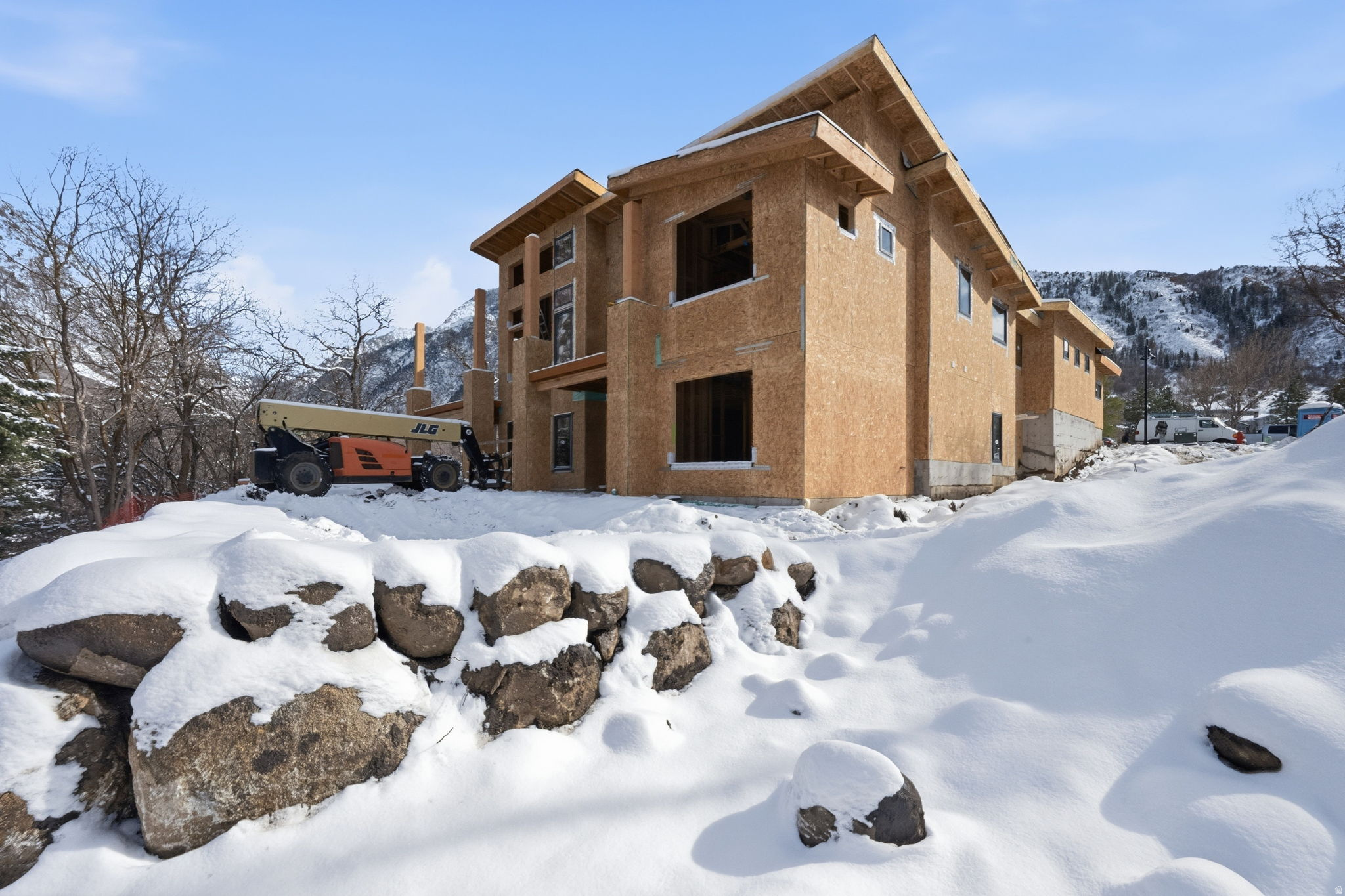 MONTE CRISTO @ LA CAILLE - Residential