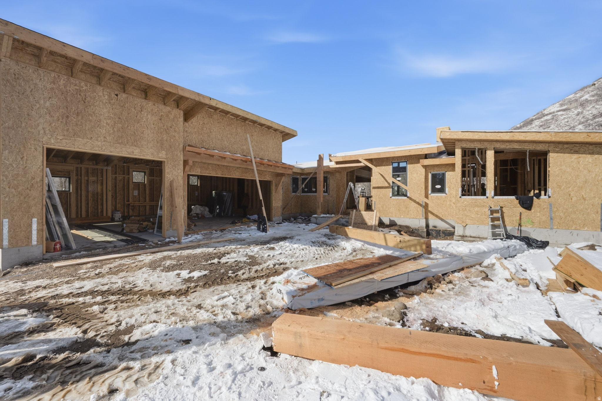 MONTE CRISTO @ LA CAILLE - Residential