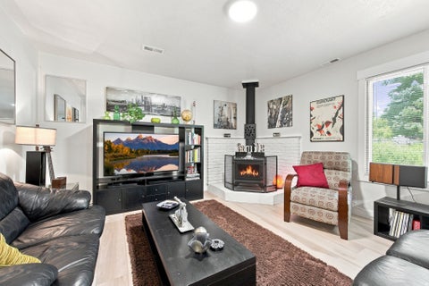 Tiny photo for 2020 ROBINS AVE, Ogden, UT 84401 (MLS # 2183863)