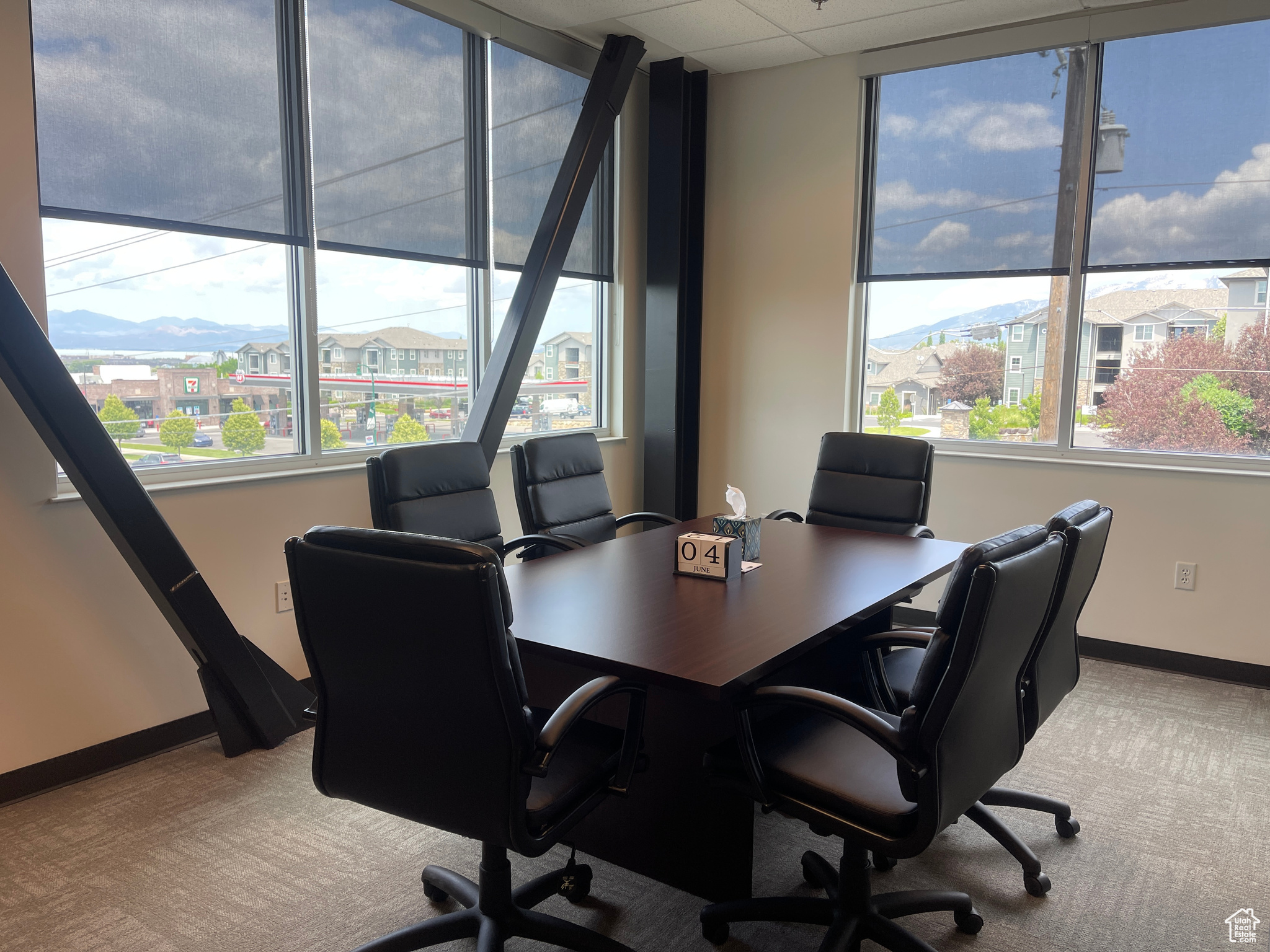 CENTER STREET 1 LOT - Commercial Lease