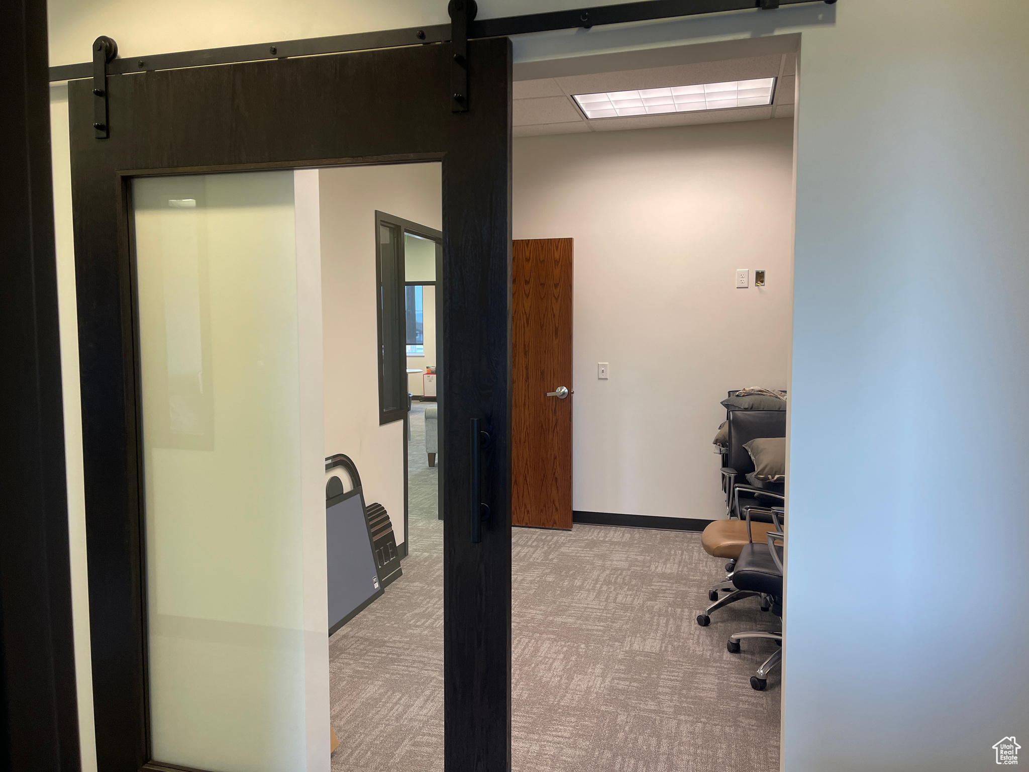 CENTER STREET 1 LOT - Commercial Lease