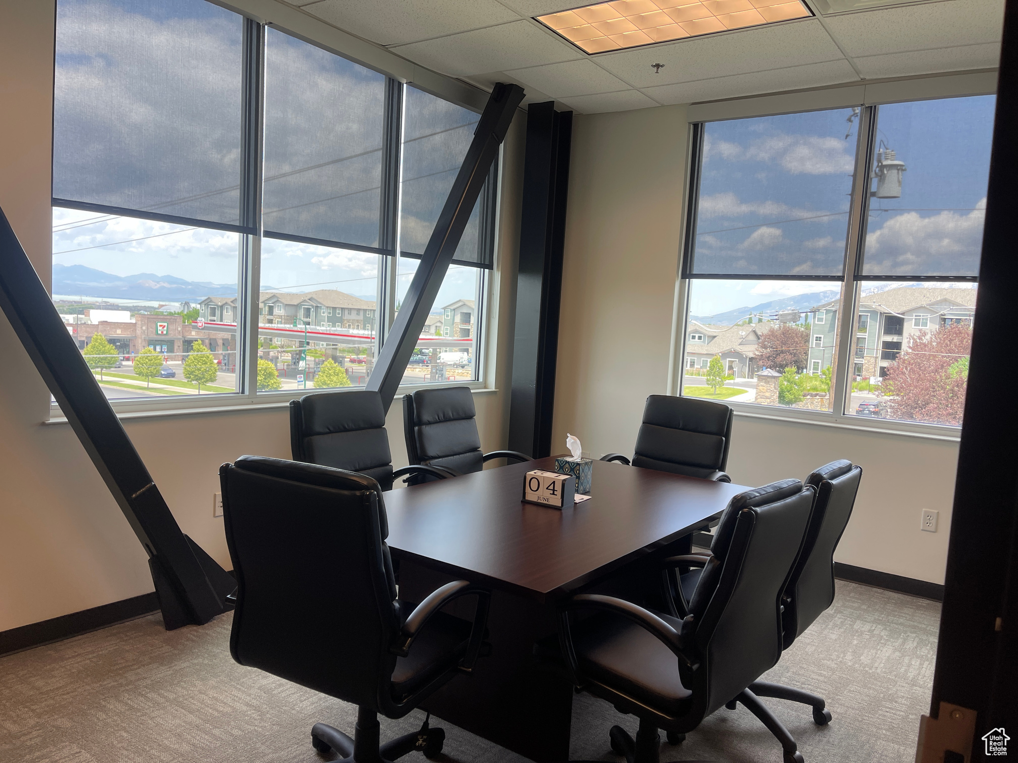 CENTER STREET 1 LOT - Commercial Lease