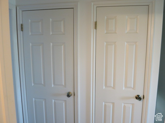 SECRET COVE - Residential