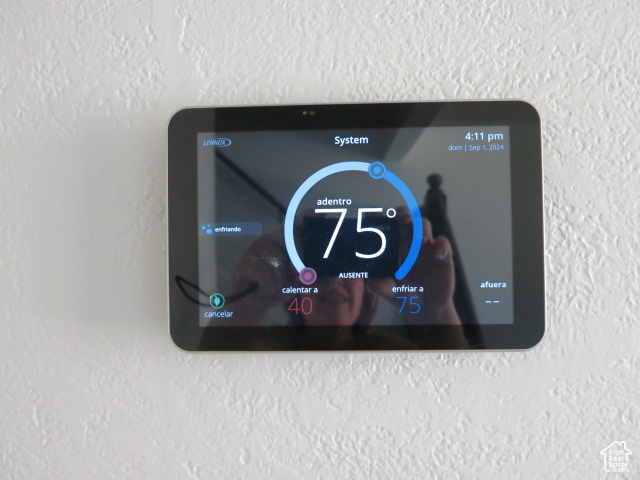 SECRET COVE - Residential