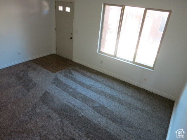 SECRET COVE - Residential