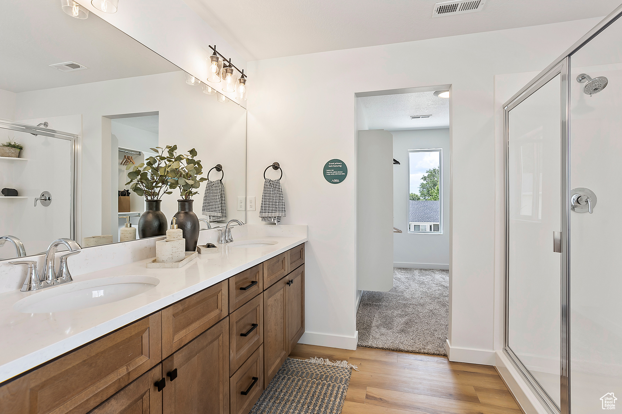IVIE MEADOWS - Residential