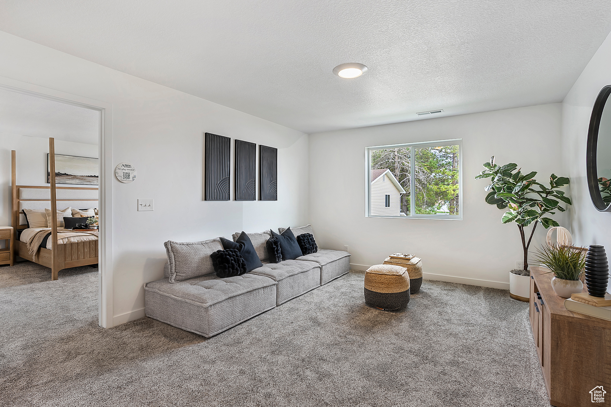 IVIE MEADOWS - Residential