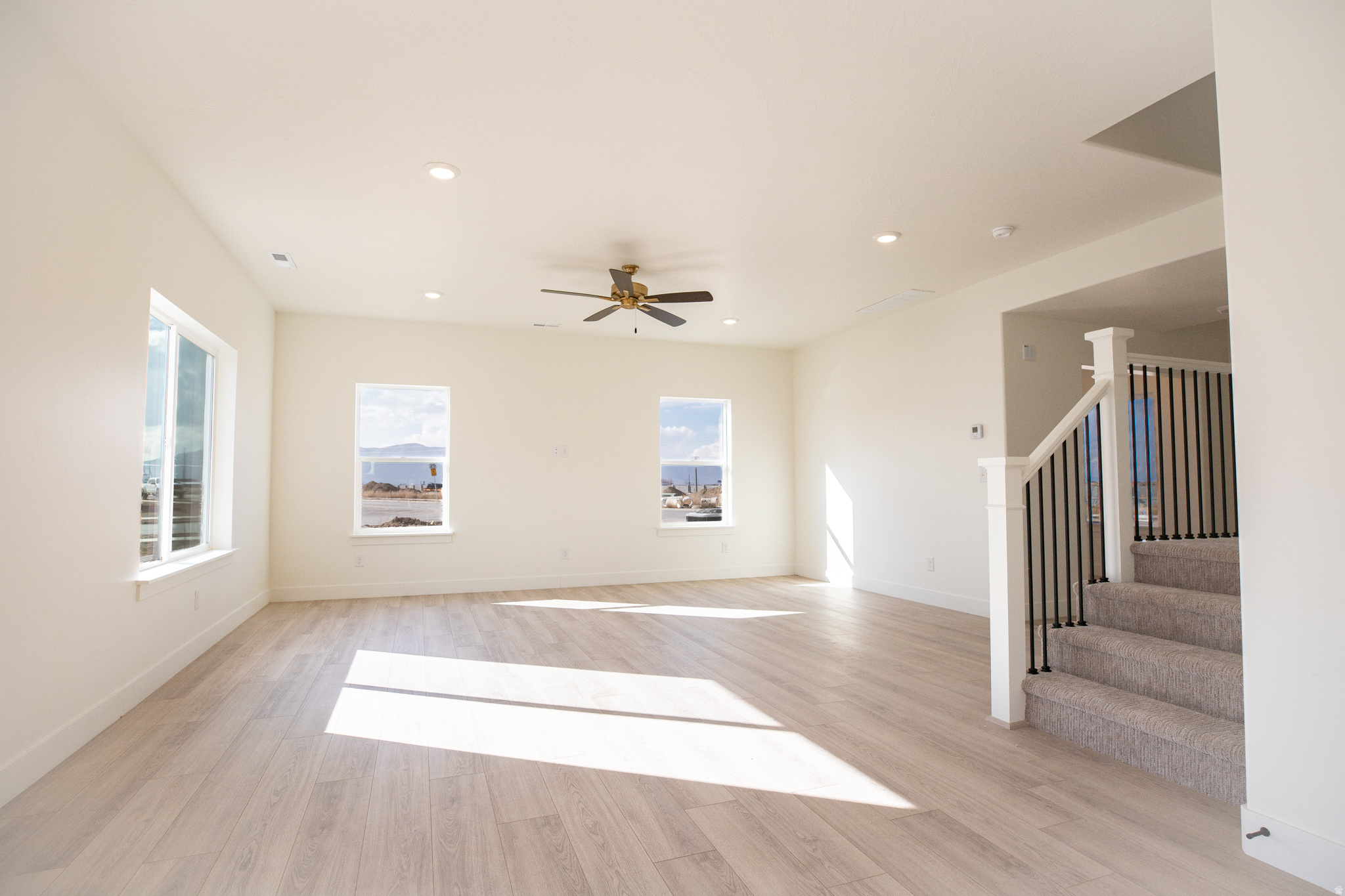 ARROWHEAD SPRINGS - Residential