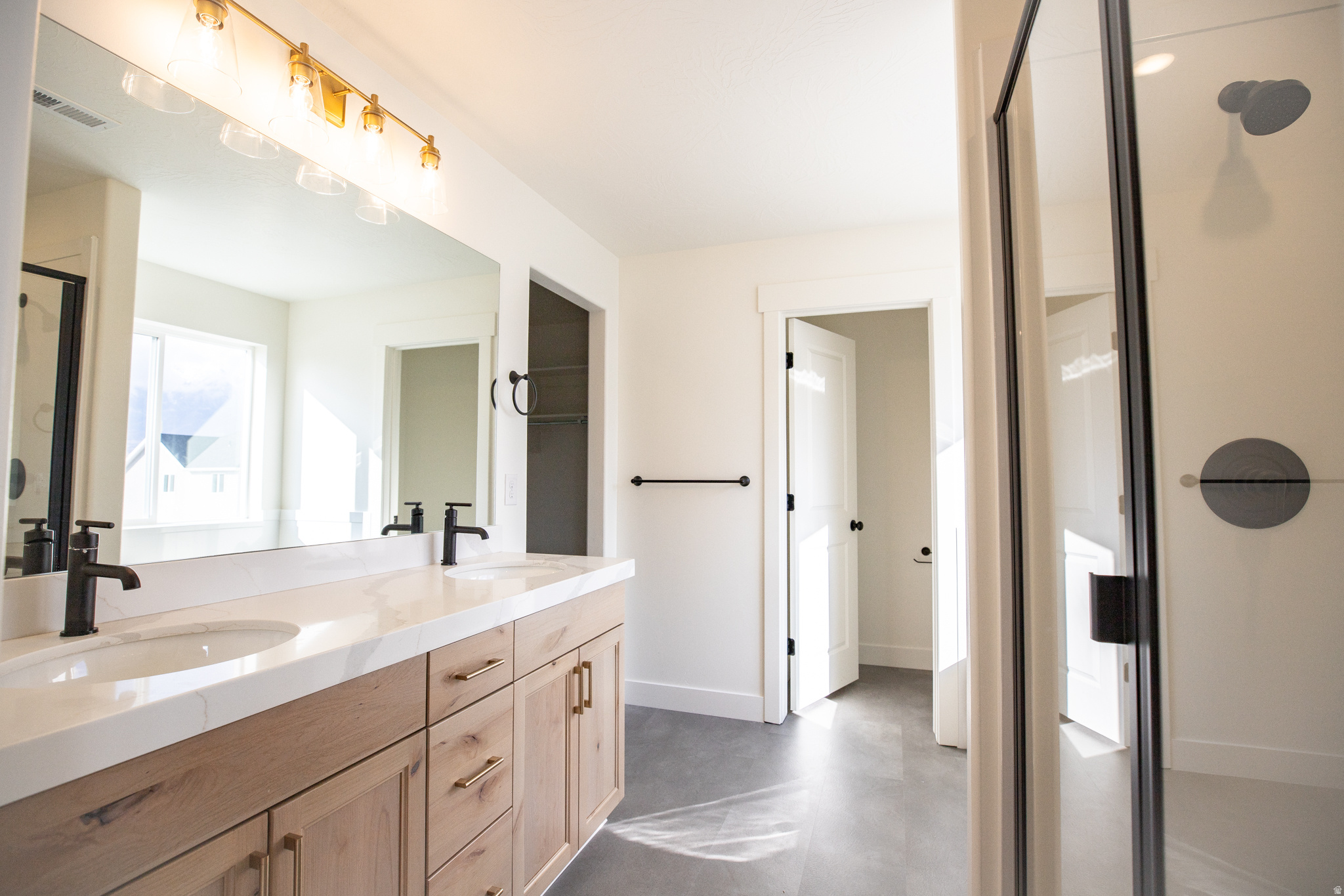 ARROWHEAD SPRINGS - Residential