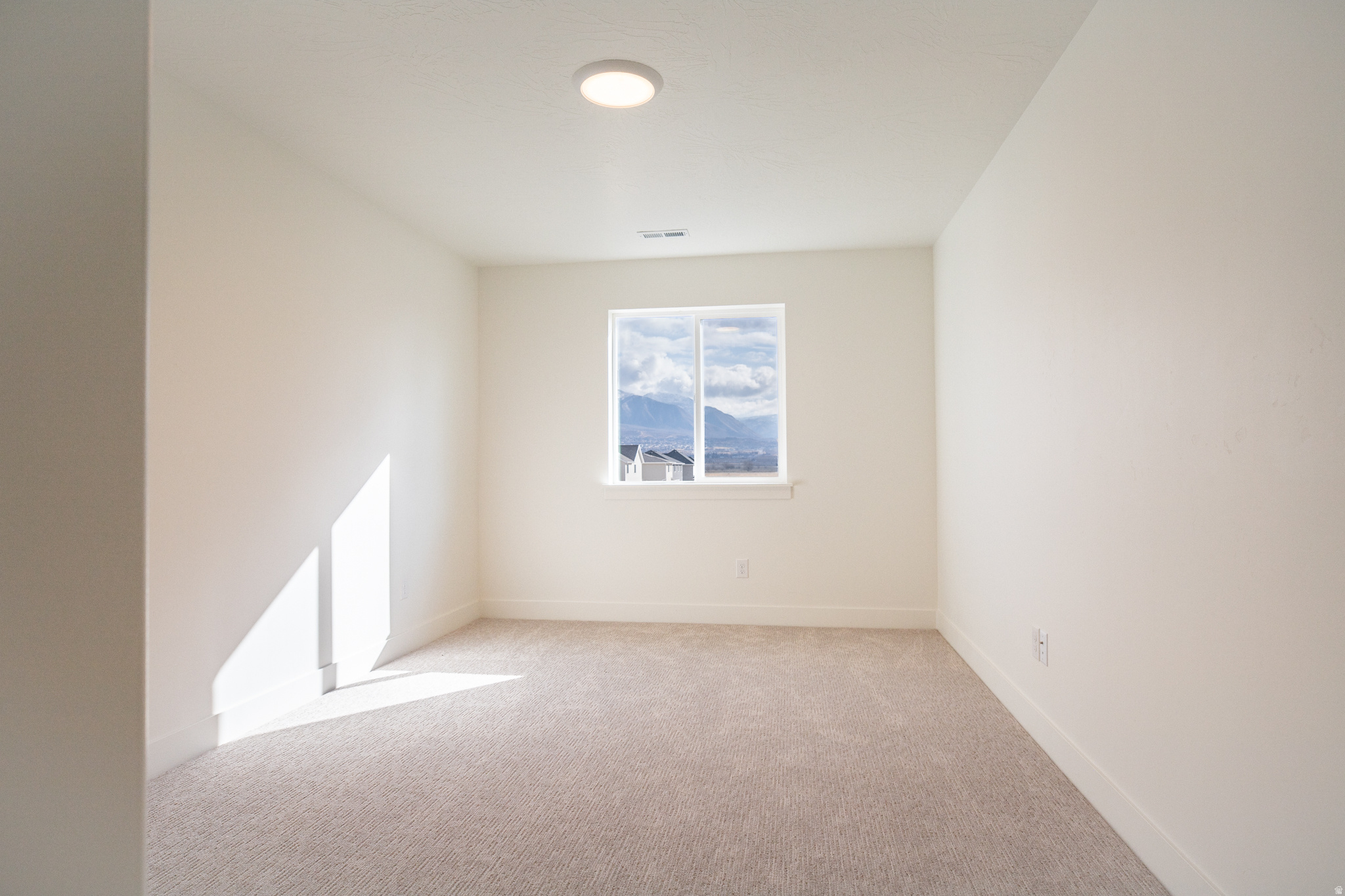 ARROWHEAD SPRINGS - Residential