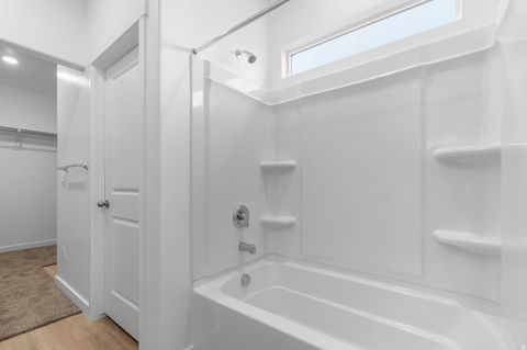 Tiny photo for 313 E LEVENGROVE DR #229, Lehi, UT 84043 (MLS # 2132488)