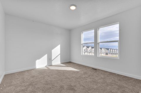 Tiny photo for 313 E LEVENGROVE DR #229, Lehi, UT 84043 (MLS # 2132488)