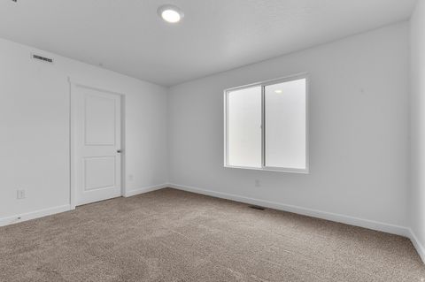 Tiny photo for 313 E LEVENGROVE DR #229, Lehi, UT 84043 (MLS # 2132488)