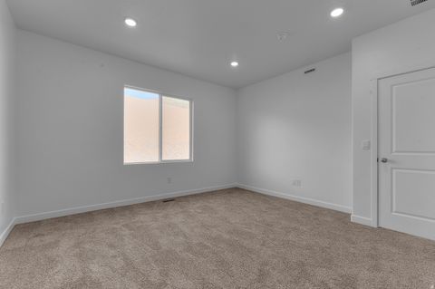 Tiny photo for 313 E LEVENGROVE DR #229, Lehi, UT 84043 (MLS # 2132488)