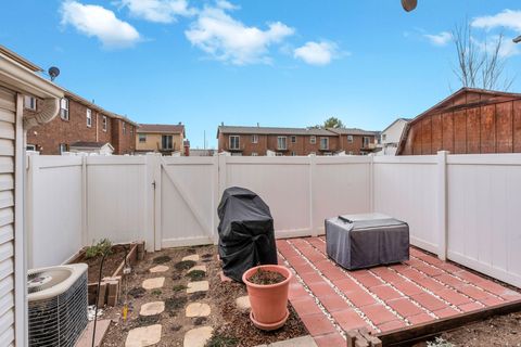 Tiny photo for 1402 S 1470 E, Provo, UT 84606 (MLS # 2142404)