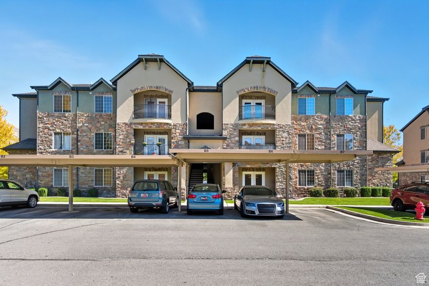 Welcome to this beautifully updated main-level condo in the heart of Springville! Featuring 3 spacious bedrooms and 2 bathrooms, this home combines comfort with modern finishes. You'll love the granite countertops, custom cabinetry, and upgraded light fixtures that bring style and quality throughout. With its convenient main-level access, everyday living is simple and stress-free. Beyond being a wonderful place to call home, this condo is also a prime investment opportunity. Its highly desirable location-just minutes from the freeway, shopping, and dining-makes it an excellent option for rental income potential. Whether you're an investor looking for steady cash flow or a homeowner wanting future flexibility, this property offers both immediate comfort and long-term financial upside. Square footage figures are provided as a courtesy estimate only and were obtained from County Records. Buyer is advised to obtain an independent measurement.