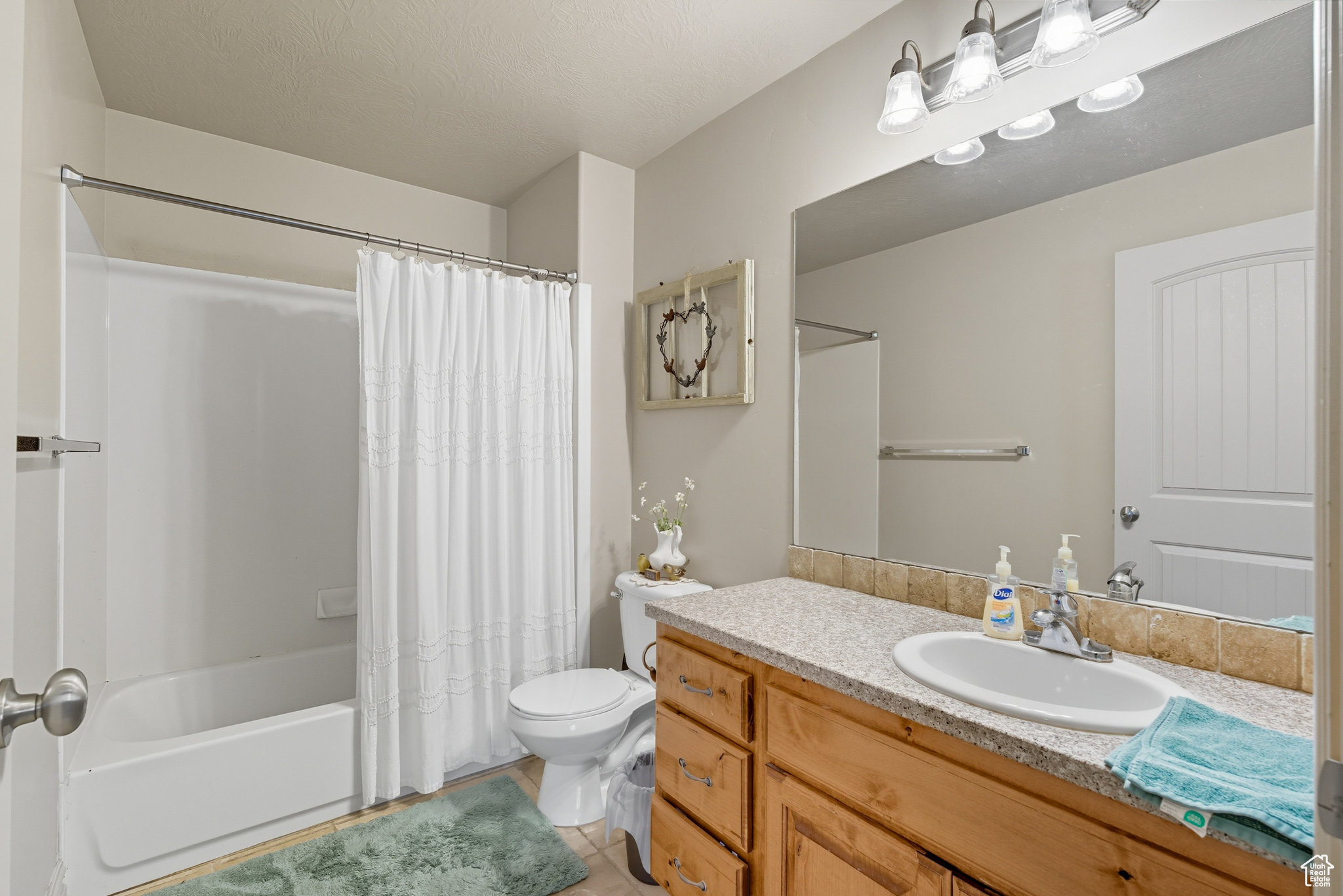 DUCK CREEK - Residential