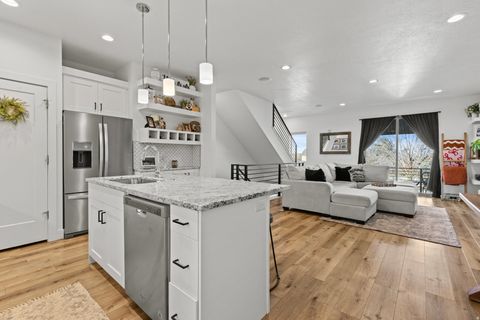 Tiny photo for 2236 N 525 W, Layton, UT 84041 (MLS # 2135597)