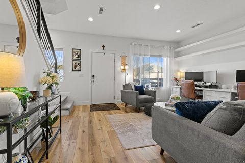 Tiny photo for 2236 N 525 W, Layton, UT 84041 (MLS # 2135597)