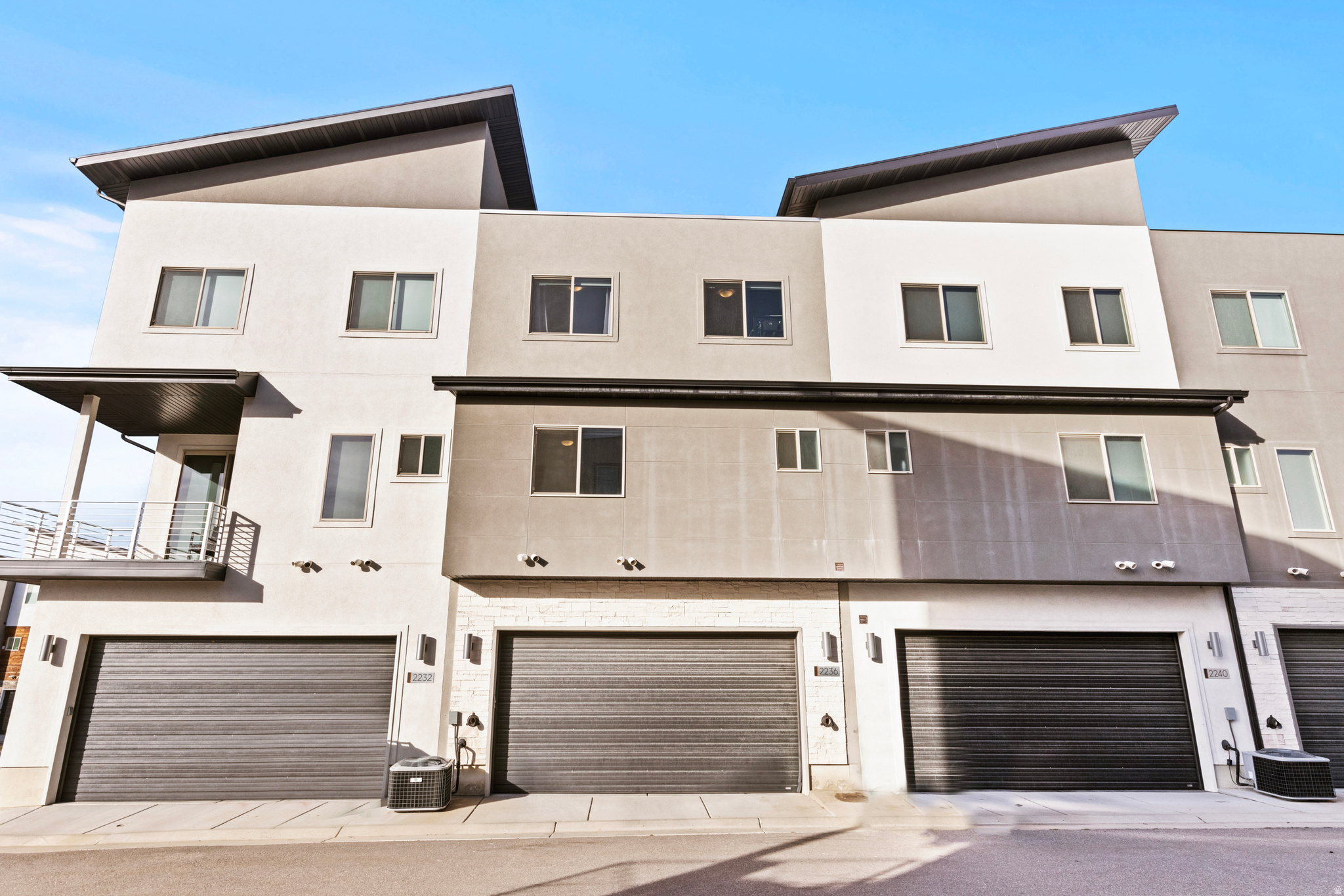 SUNRIVER TOWNHOMES - Residential