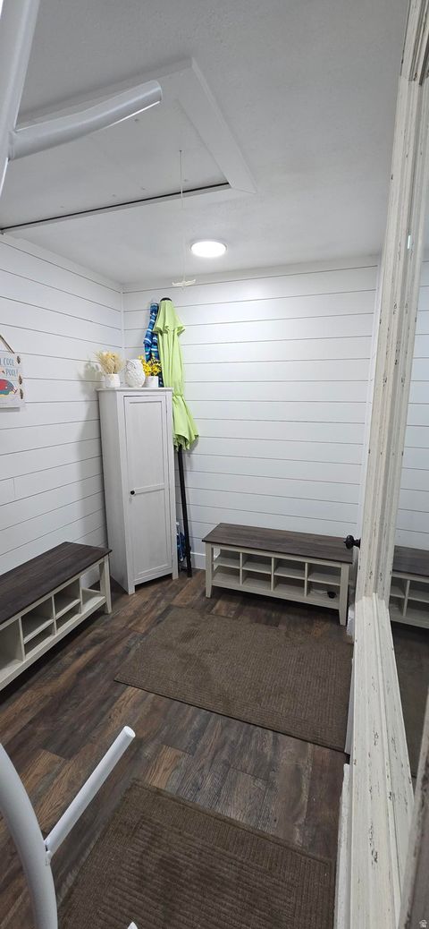 Tiny photo for 1413 W WEBB LN, Kaysville, UT 84037 (MLS # 2145373)