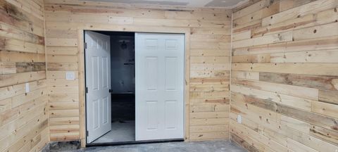 Tiny photo for 1413 W WEBB LN, Kaysville, UT 84037 (MLS # 2145373)